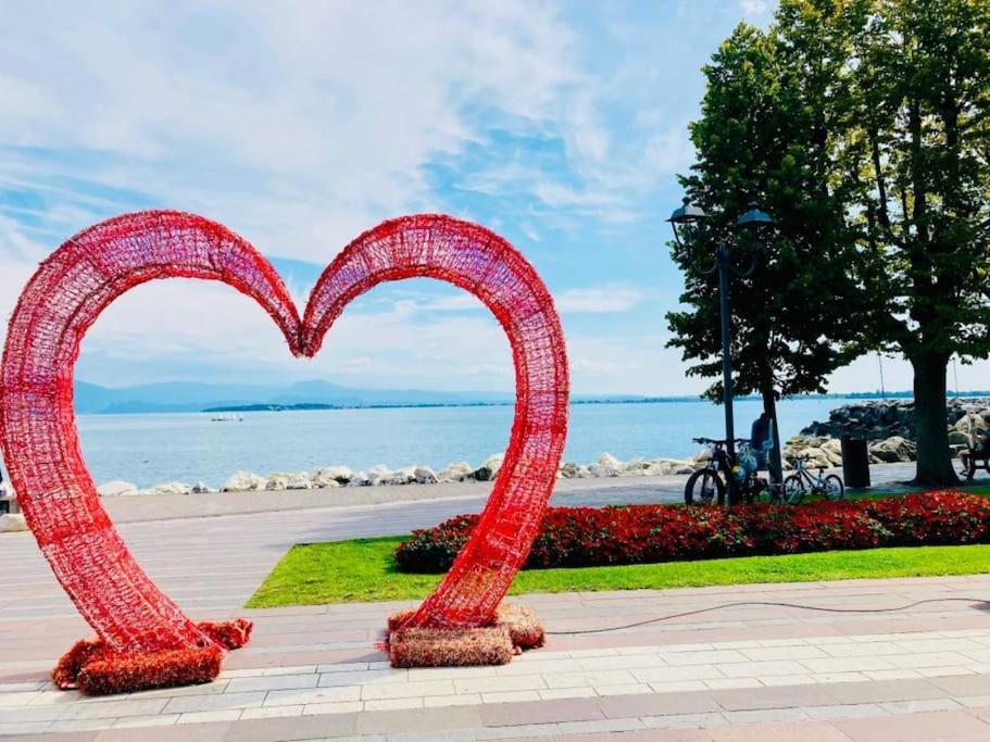 Sunshine On Garda Lake 데센자노델가르다 외부 사진