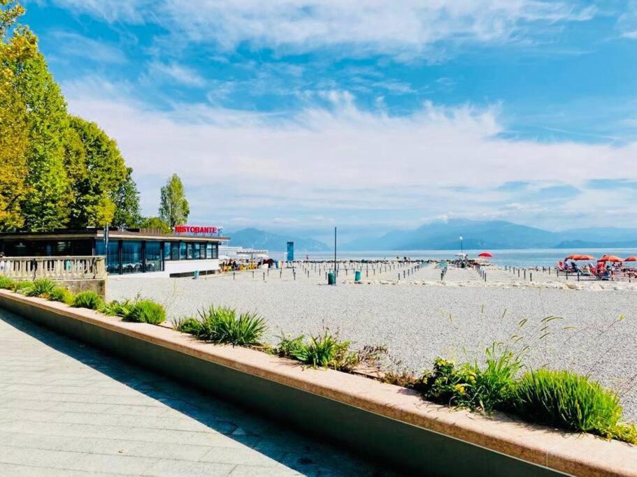 Sunshine On Garda Lake 데센자노델가르다 외부 사진